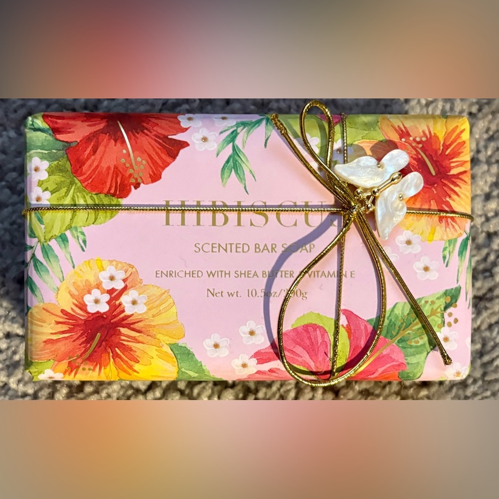 Hibiscus Scented Bar Soap - Pink Floral